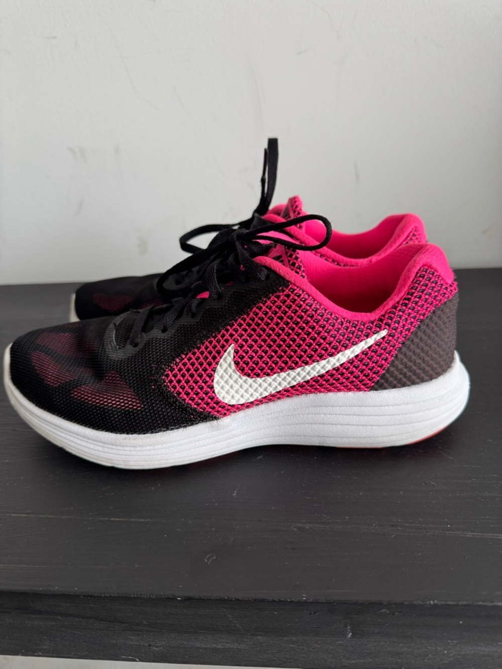 Nike Women’s Athletic Running Shoes - Black & Hot pink